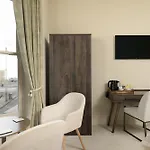 Kings Road Suites