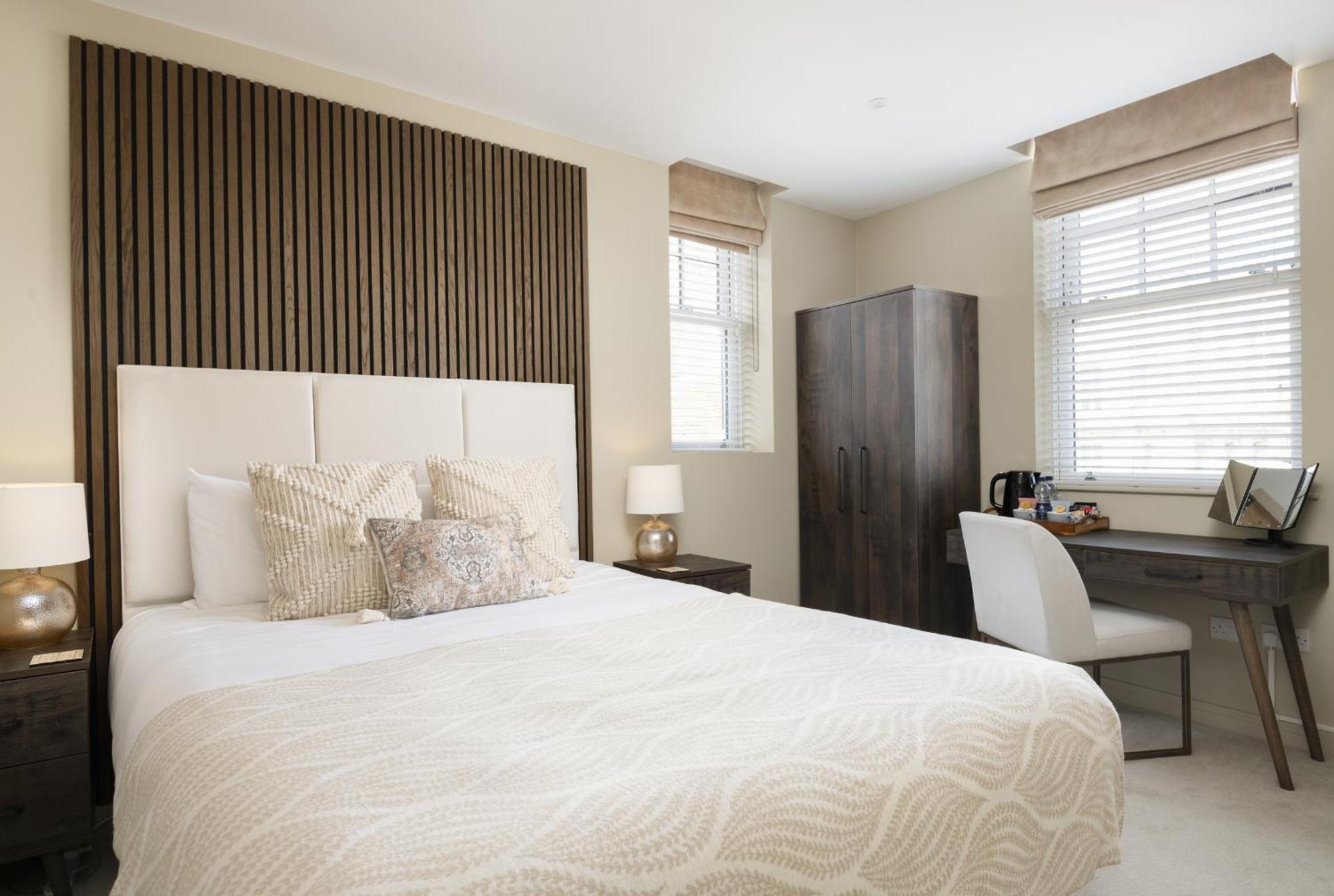 Guest house Kings Road