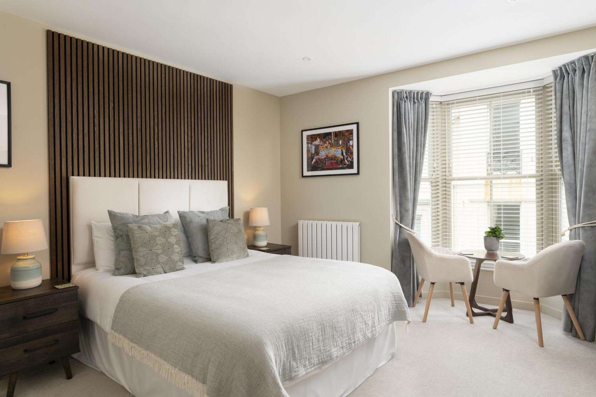 Kings Road Guest house *